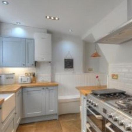 Little Monmouth 4 Bedroom Cottage, Old Town Lyme Regis, Dog Friendly And Parking Luaran gambar